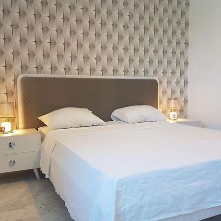 Lovely Apartment Near Tunis Mall - Lac2 Tunisi Esterno foto