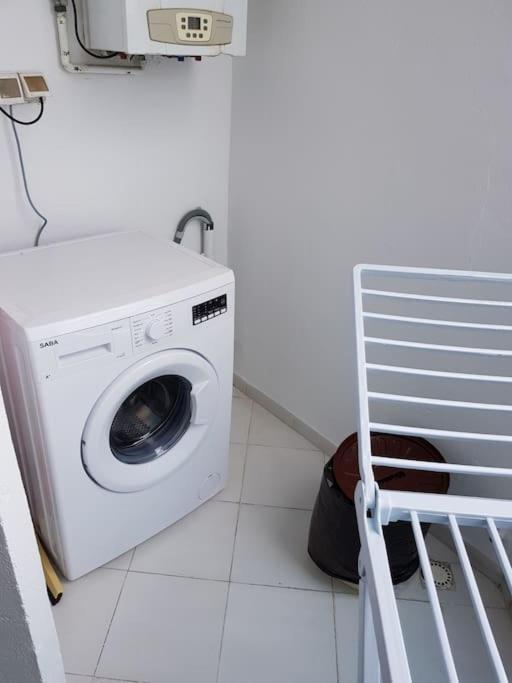 Lovely Apartment Near Tunis Mall - Lac2 Tunisi Esterno foto